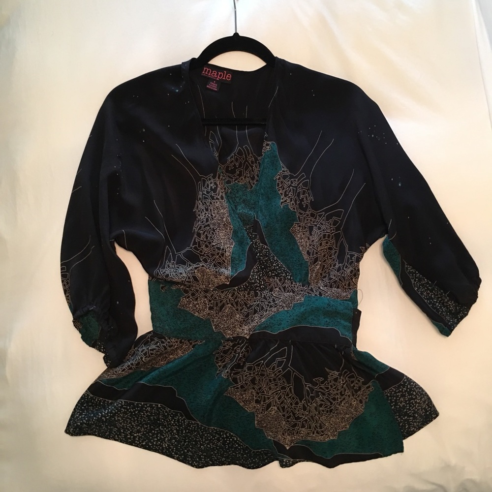 Anthropologie Maple wrap top size 6